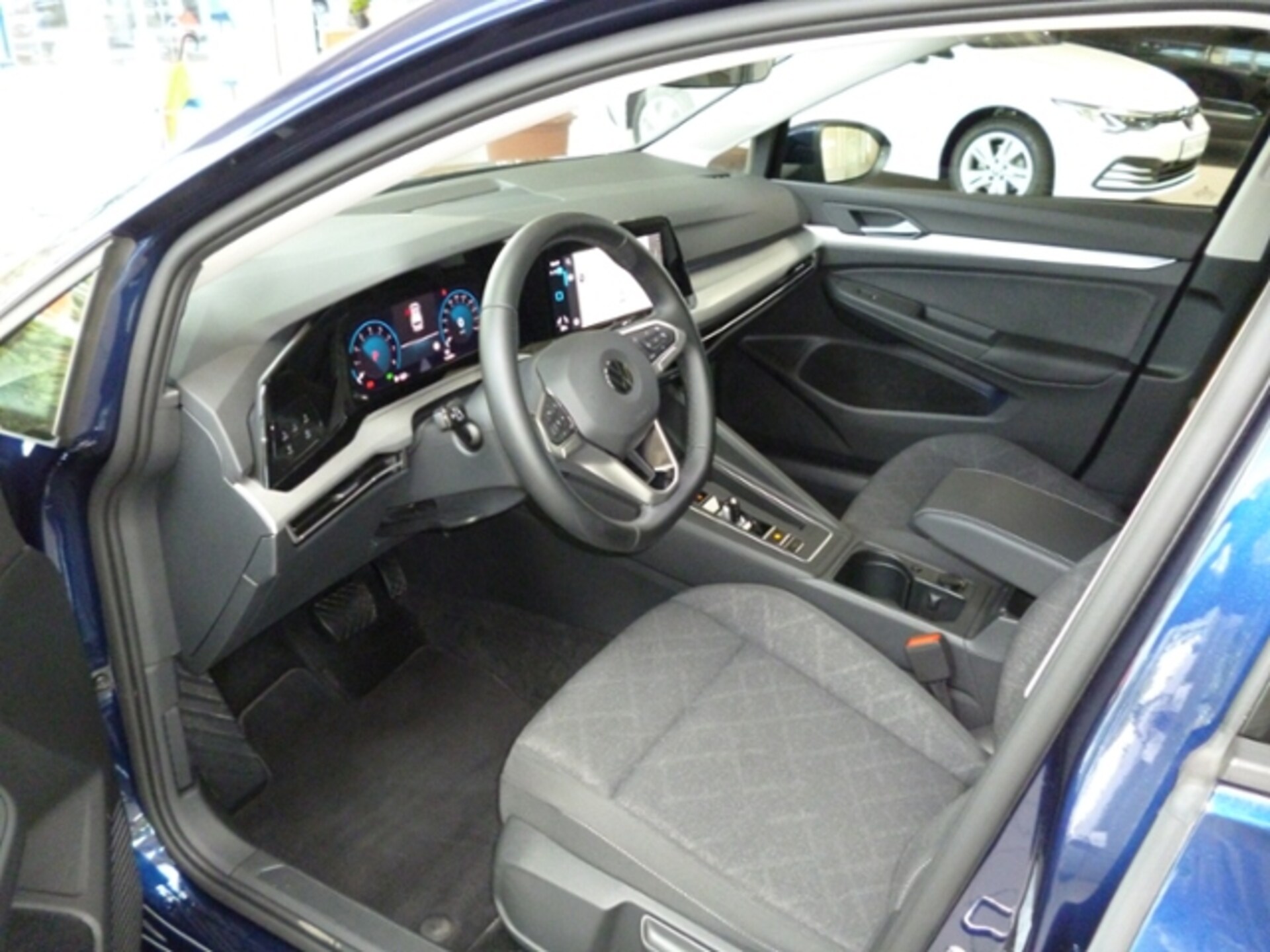 Volkswagen Golf Variant Life