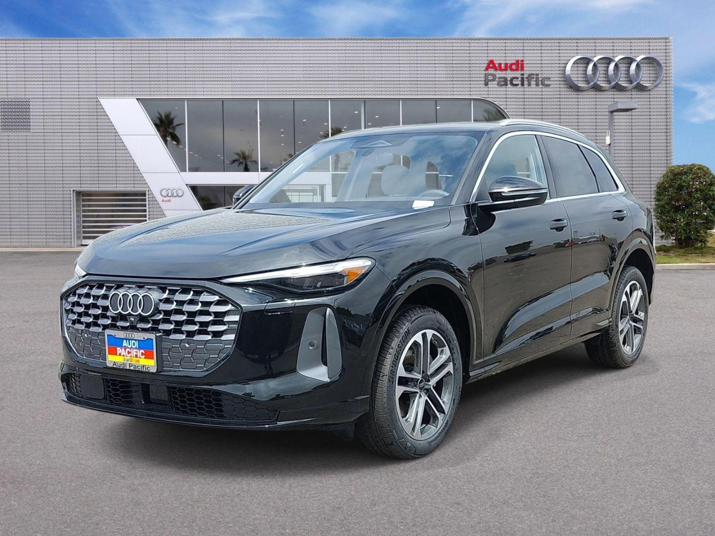 2026 Audi Q5 Premium Plus quattro's photo