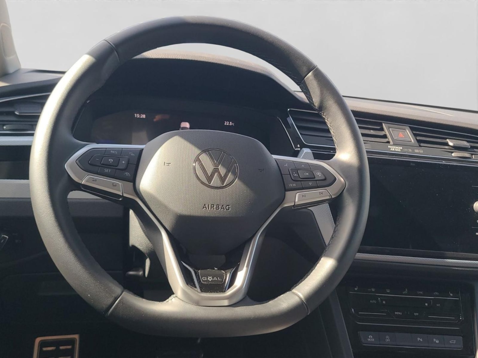 Volkswagen Touran – Bild 8