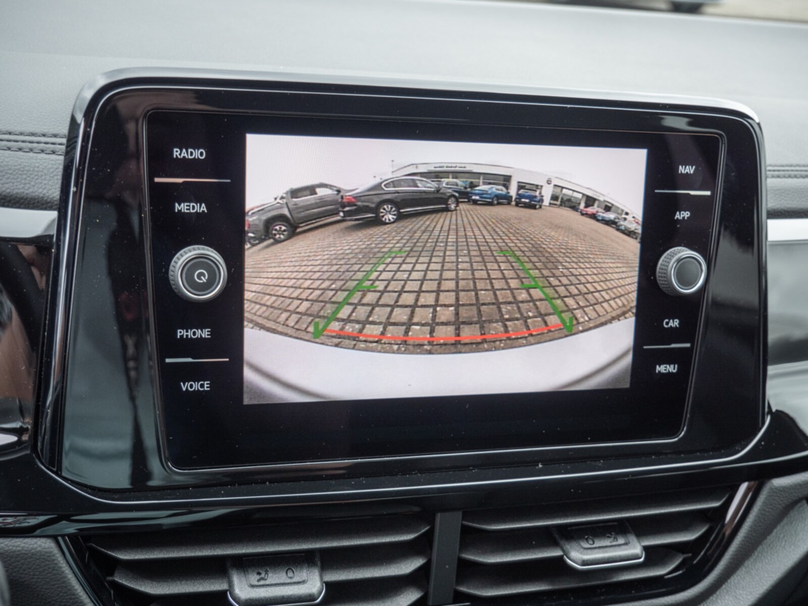 Volkswagen T-Roc – Bild 11