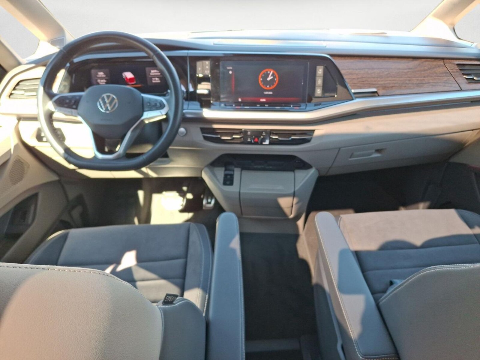 Volkswagen Multivan Langversion – Bild 12