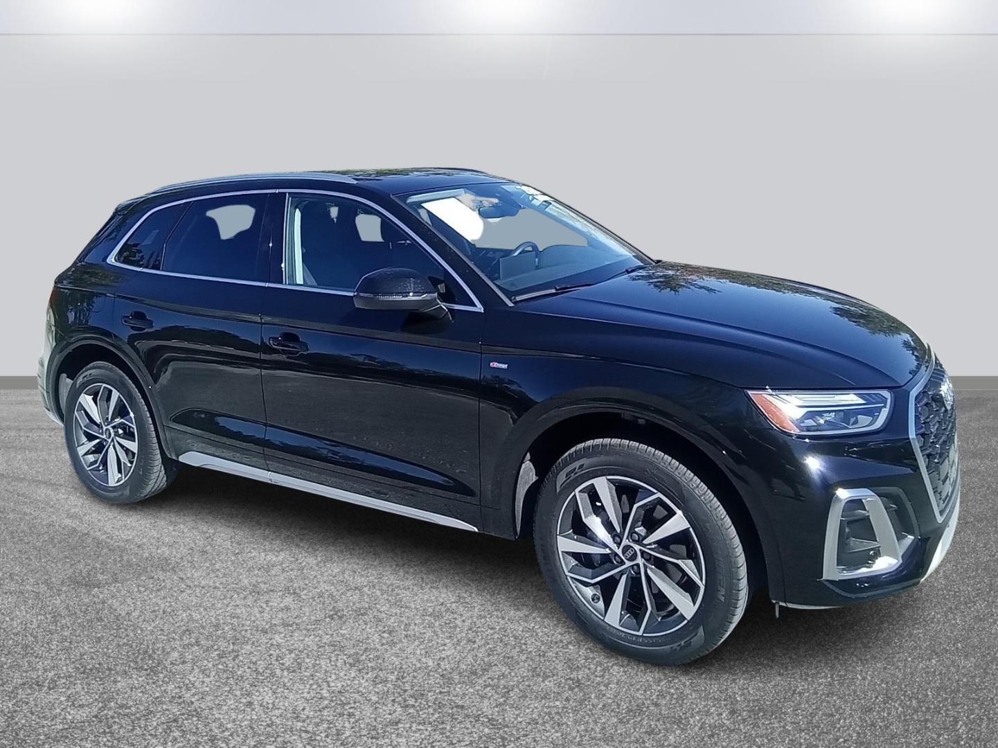 2024 Audi Q5 45 Premium's photo