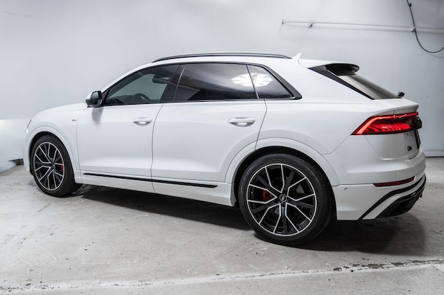 2023 Audi Q8