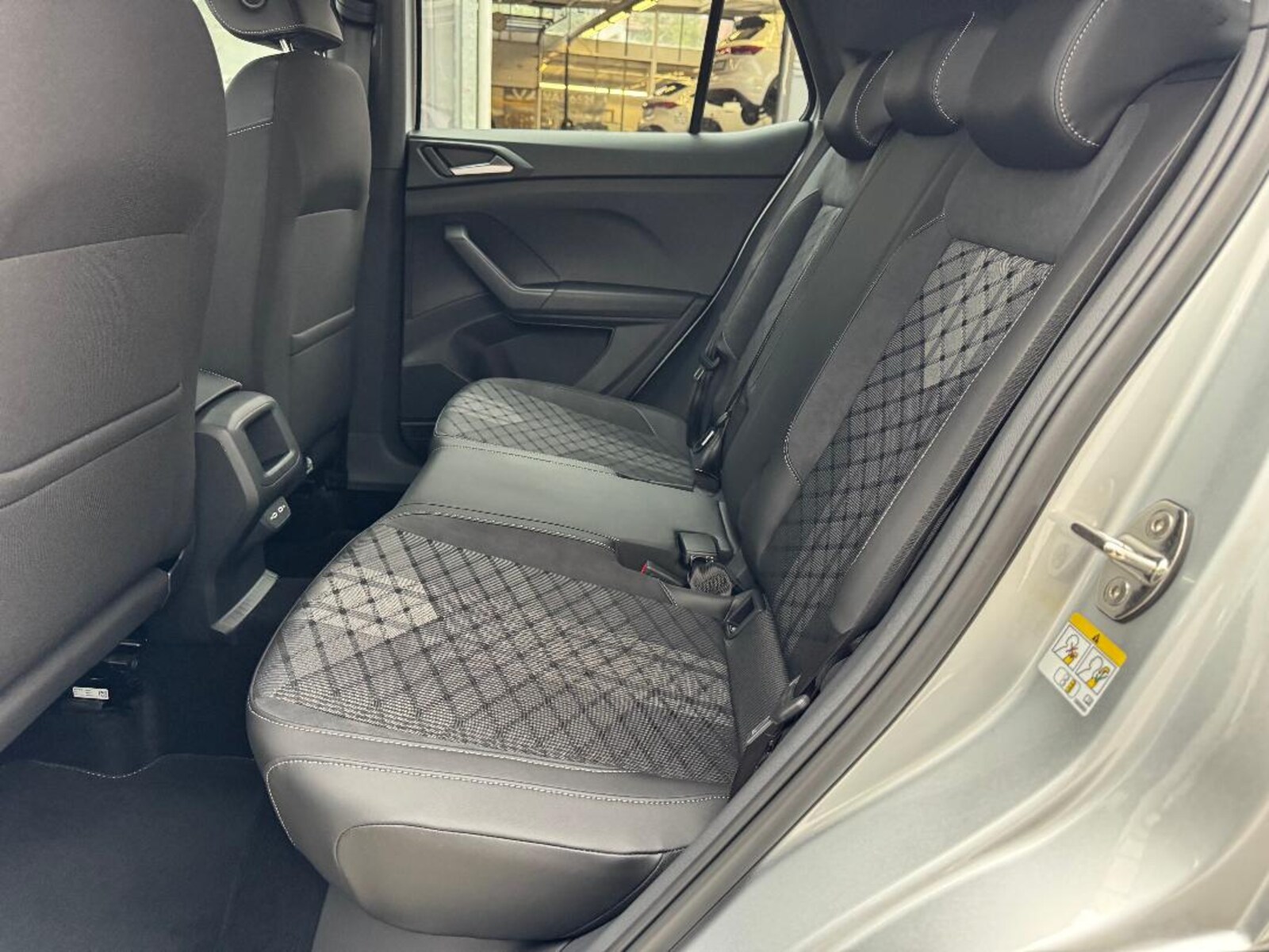 Volkswagen T-Cross – Bild 6