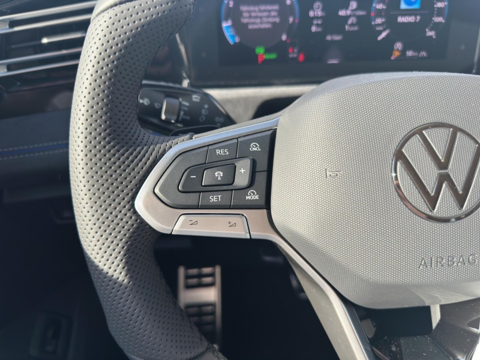 Volkswagen Tiguan – Bild 13