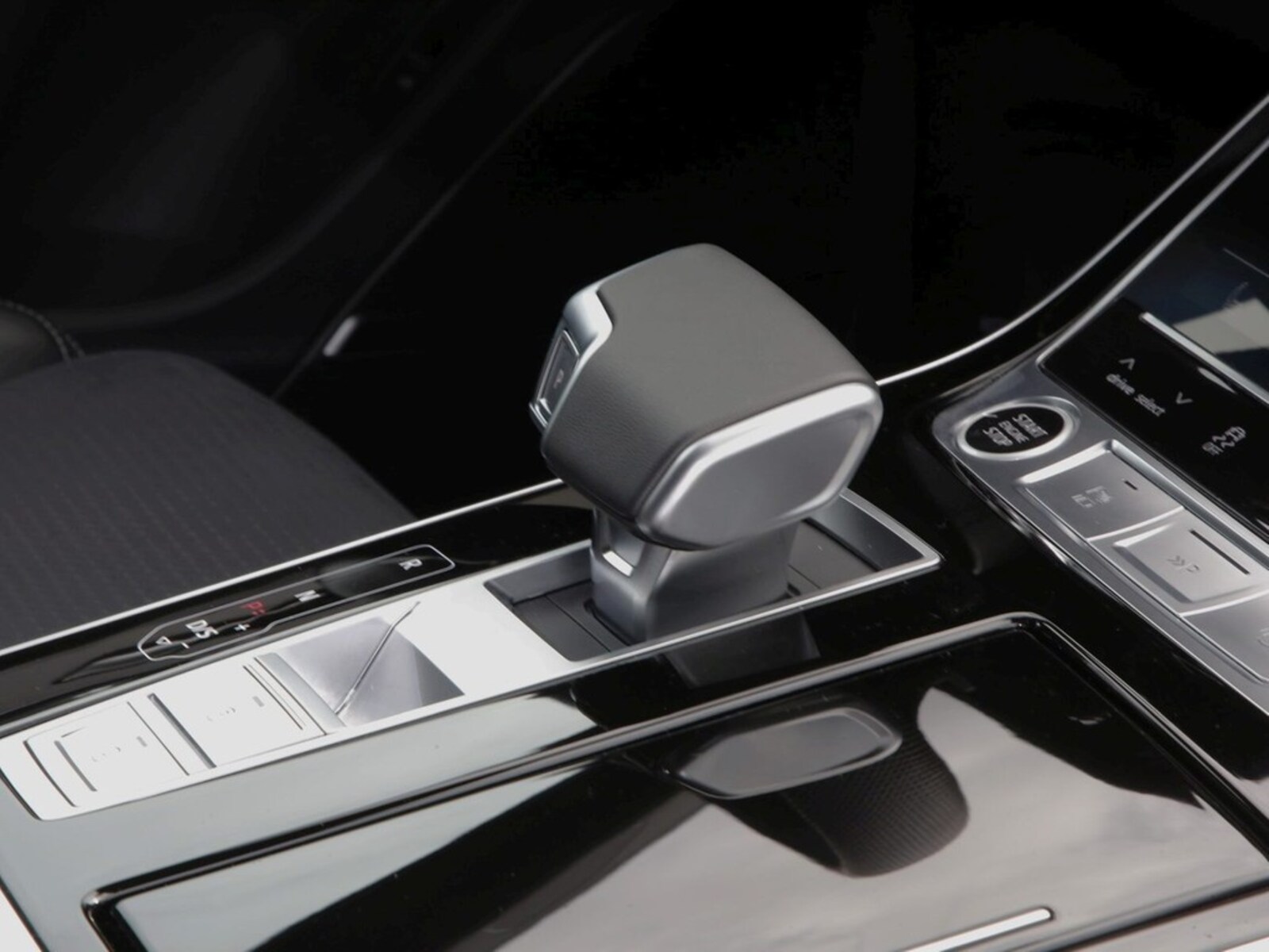 Audi Q7 – Bild 15