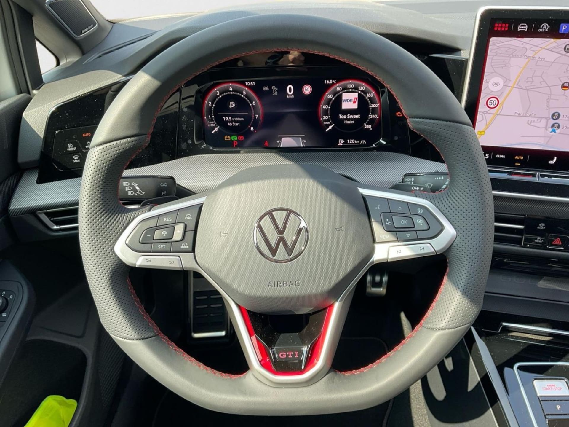Volkswagen Golf GTI