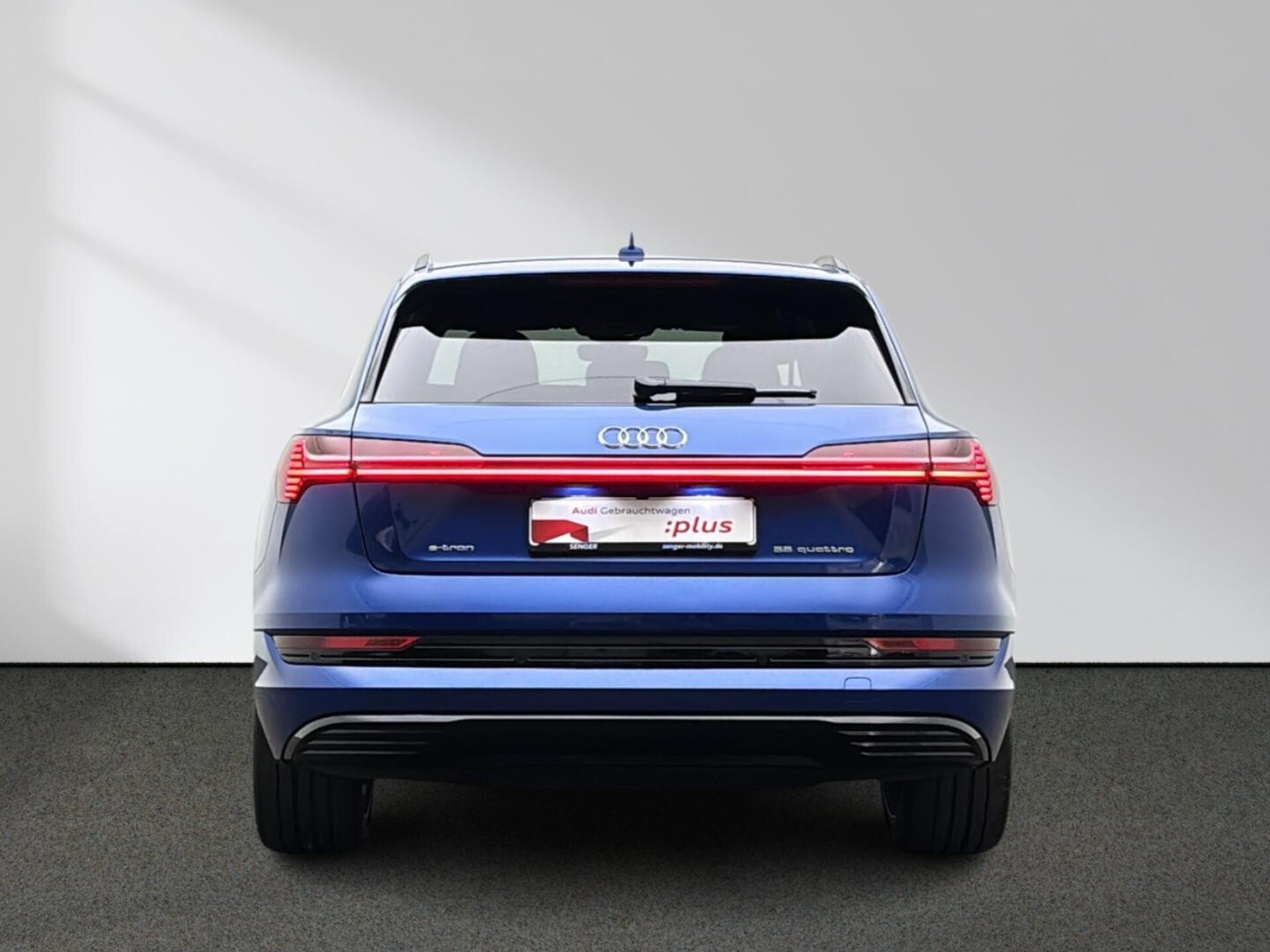Audi e-tron advanced