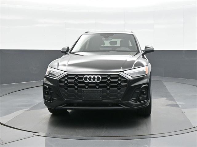 Used 2025 Audi Q5 Premium with VIN WA1GAAFYXS2029554 for sale in Kansas City