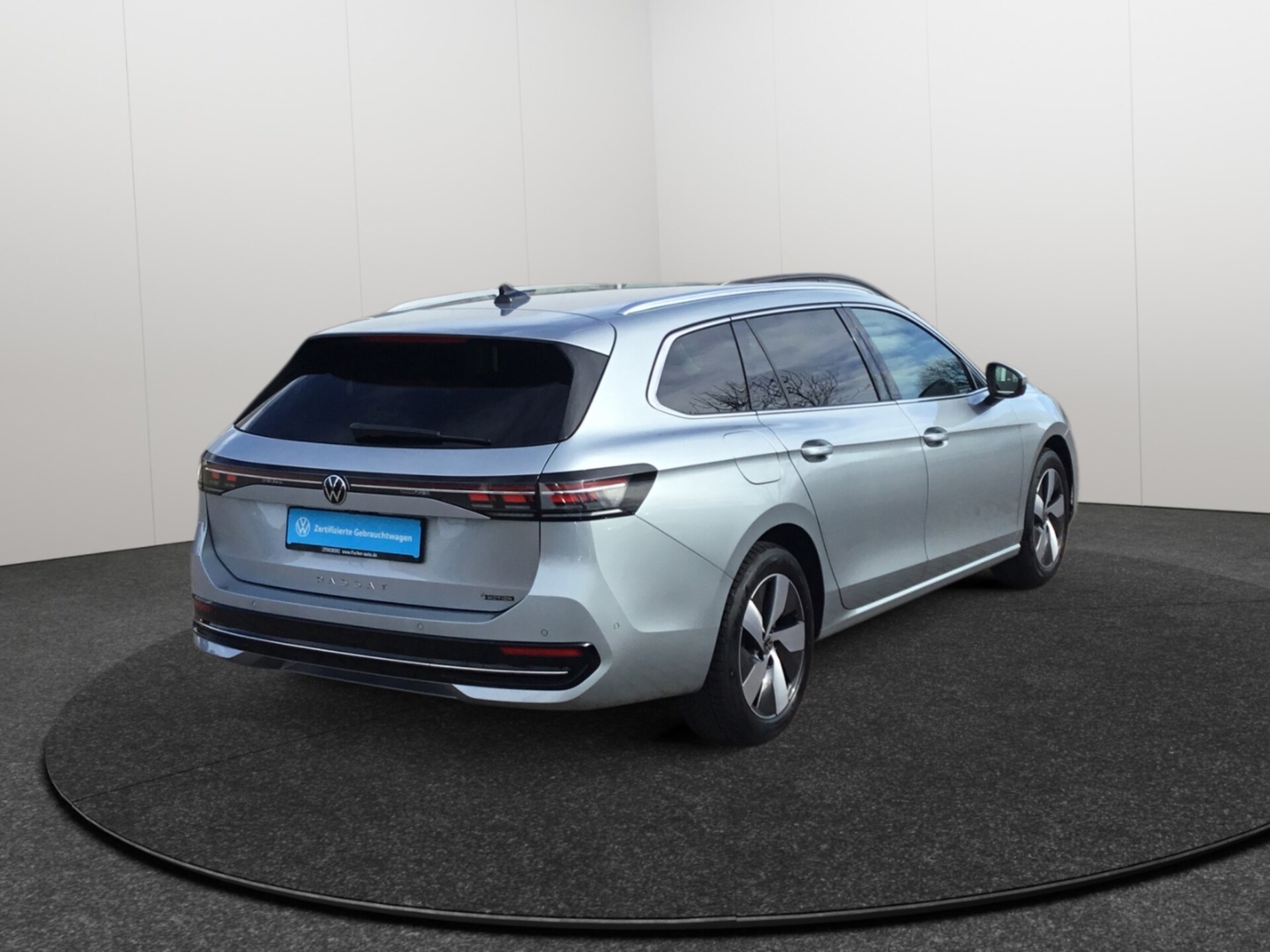 Volkswagen Passat Elegance