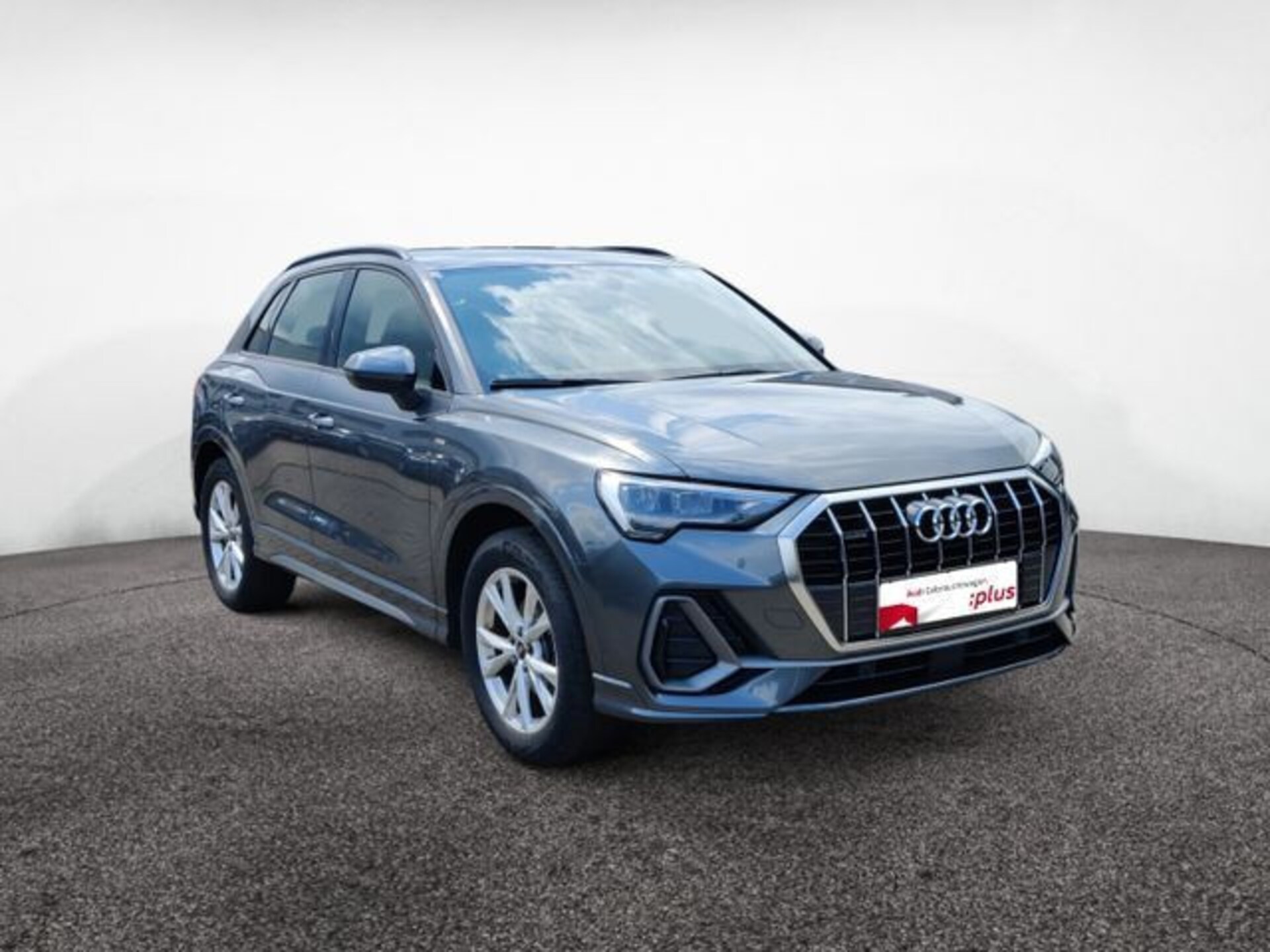 Audi Q3 SUV S line