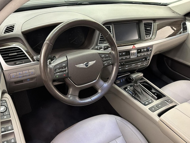 2018 Genesis G80