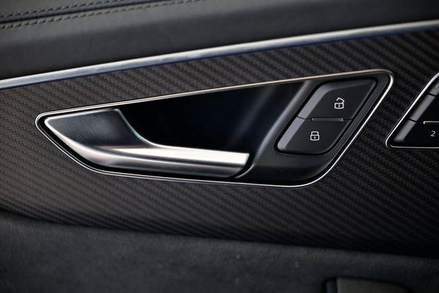 2026 Audi RS Q8 Base - Photo 16
