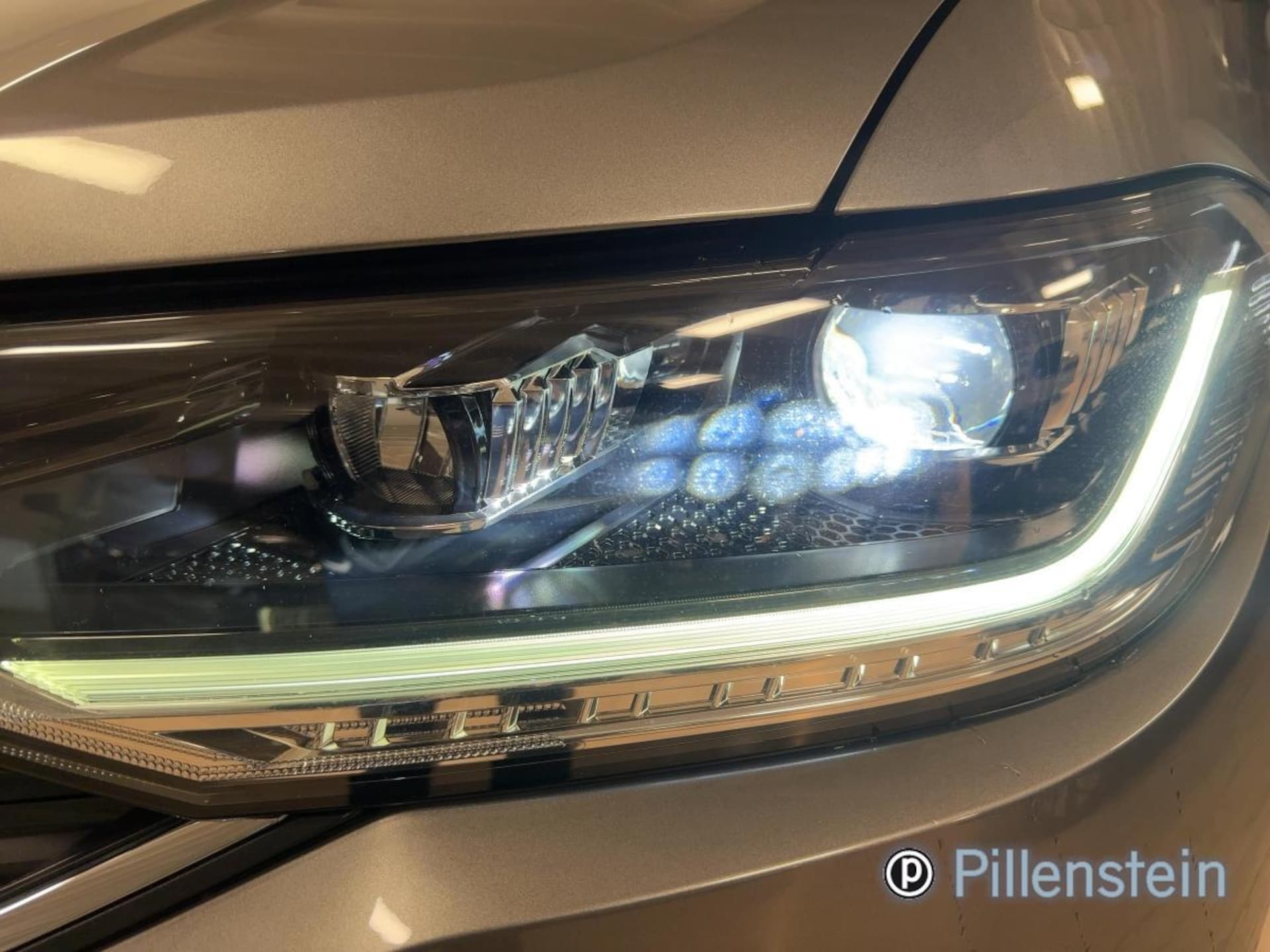 Volkswagen T-Cross United