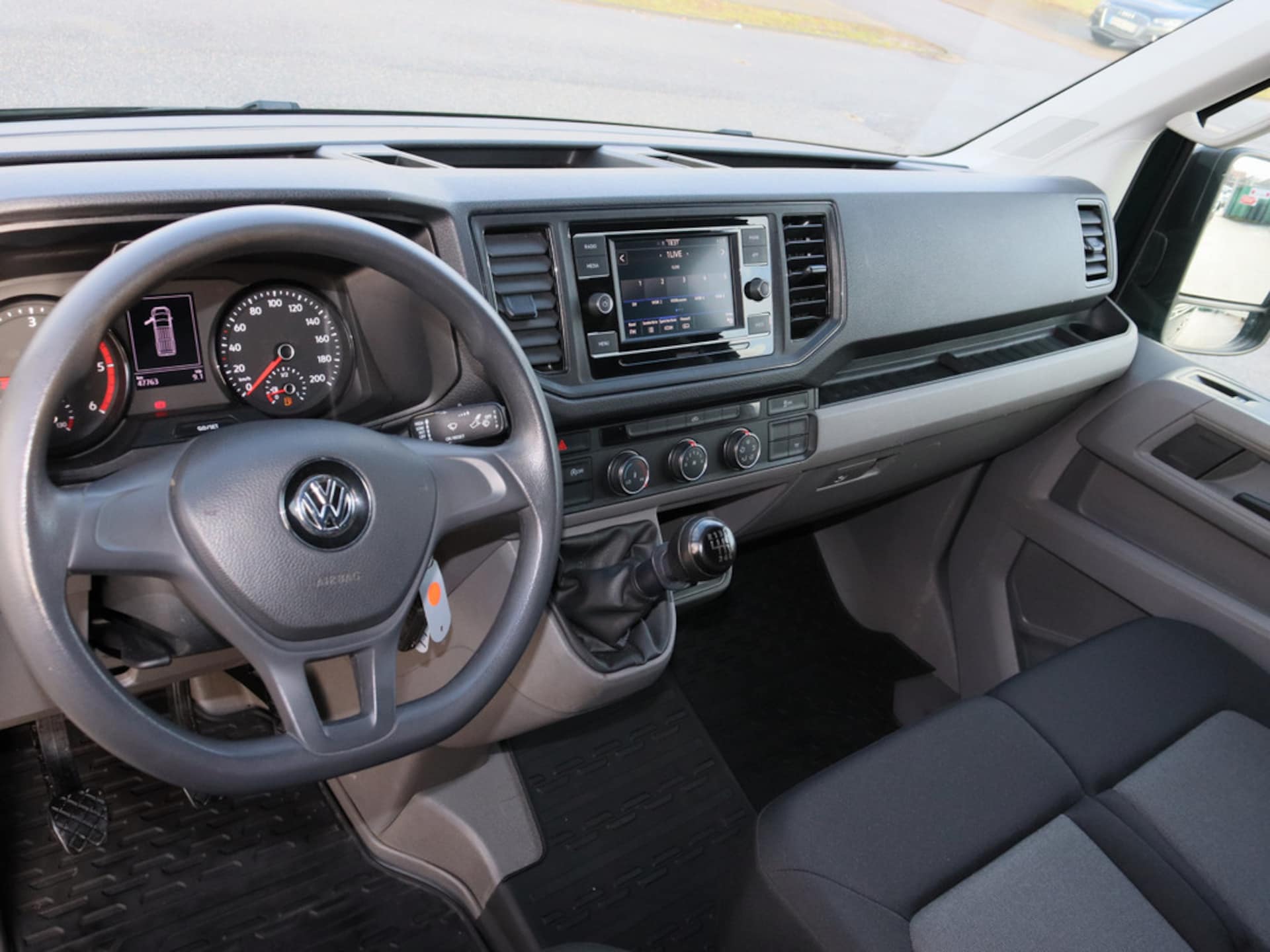 Volkswagen Crafter Kasten mittlerer Radstand