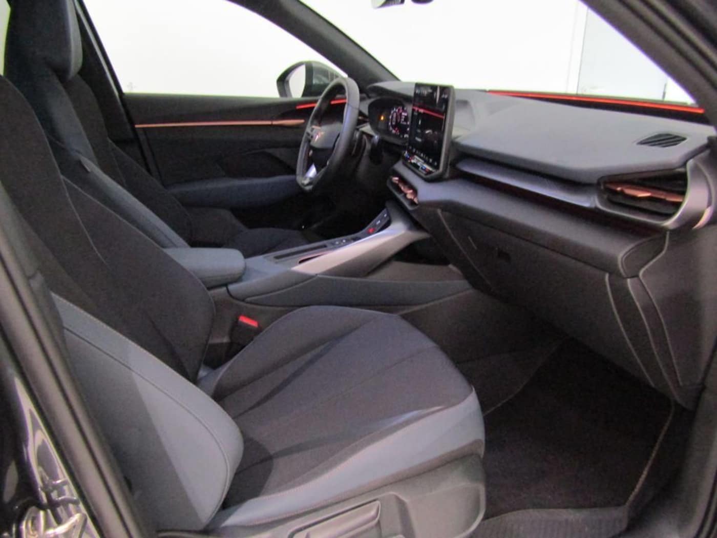 CUPRA Terramar 1.5 TSI e-Hybrid DSG 150 kW (204 CV) — photo 6