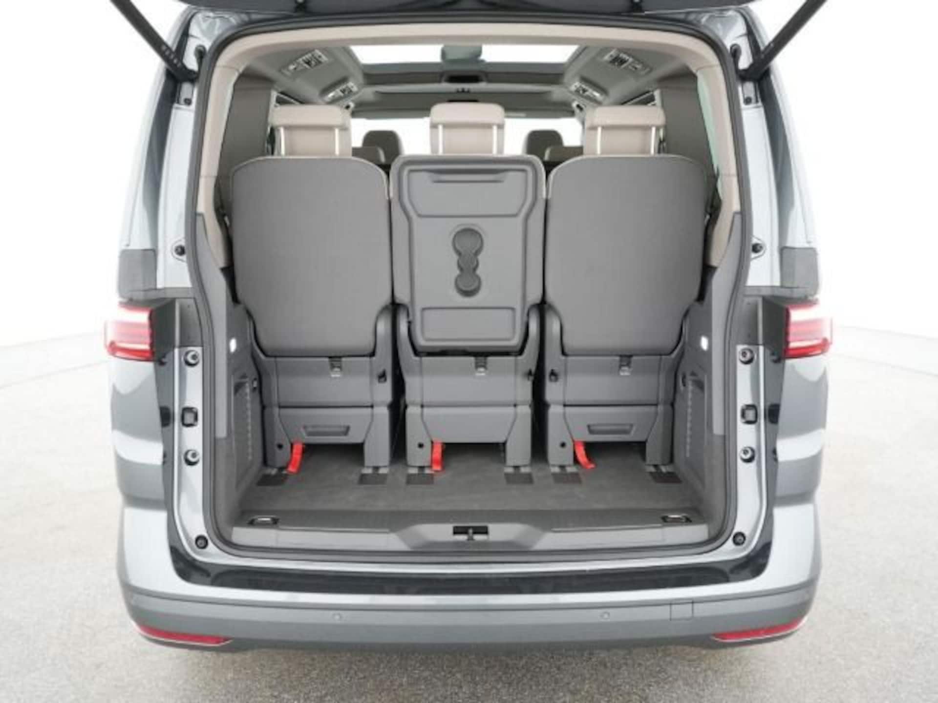 Volkswagen Multivan Basis-Modell