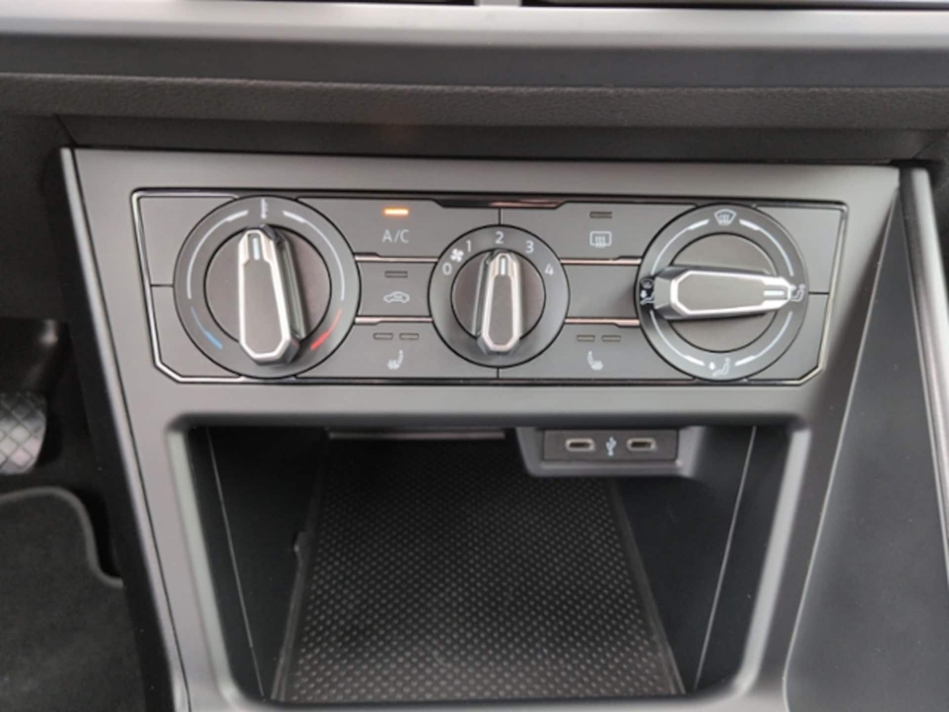 Volkswagen Polo Basis-Modell