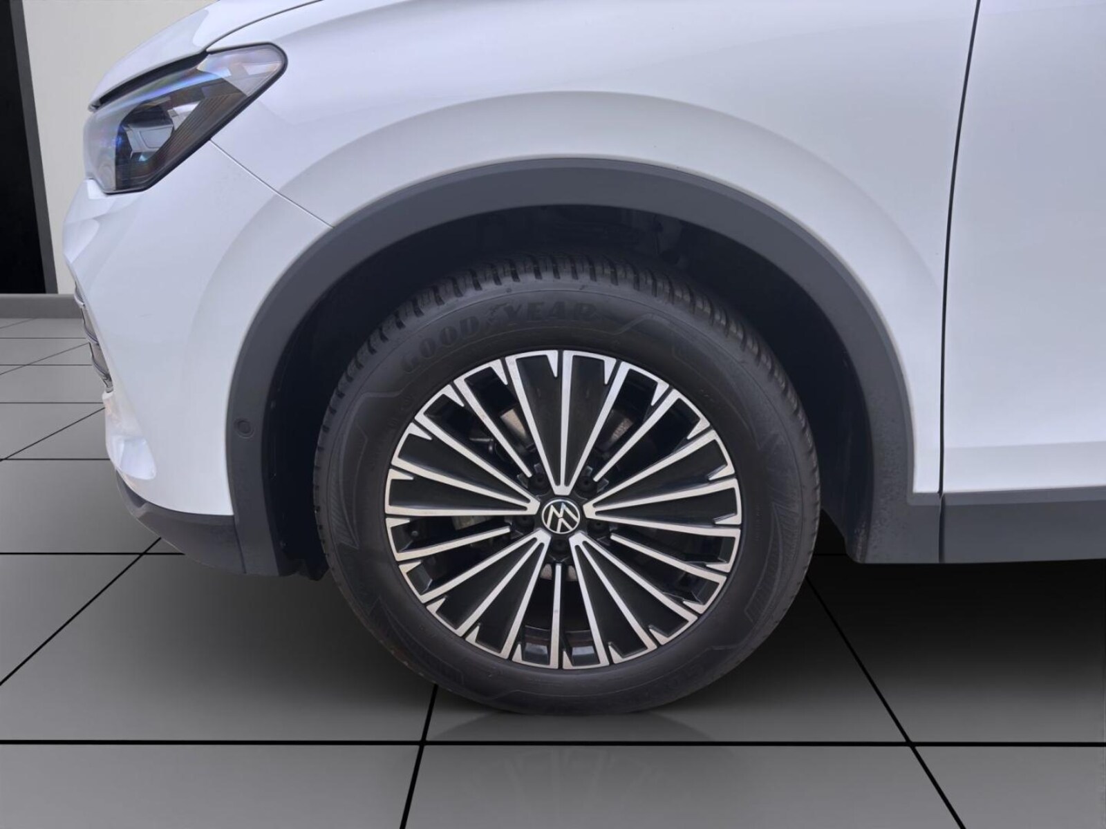 Volkswagen Tiguan – Bild 9