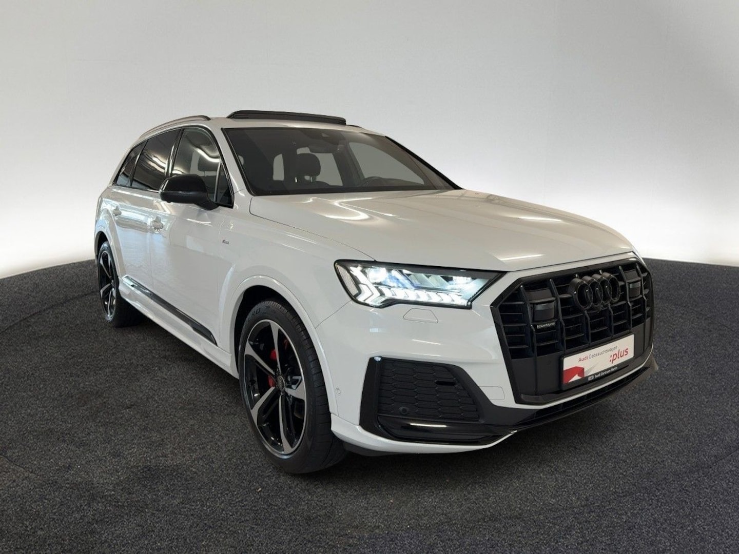 Bild über Audi Q7 competition plus 45 TDI quattro tiptronic - für weitere Informationen kontaktieren Sie den Audi Partner