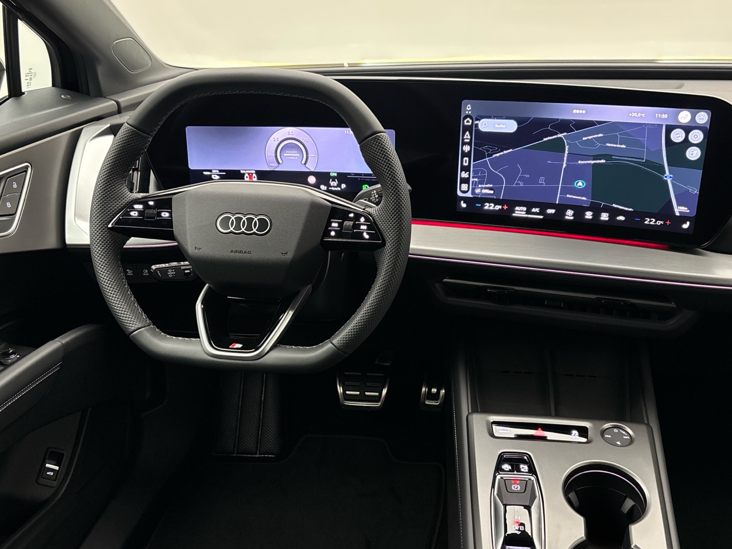 Bild über Audi Q4 SUV e-tron e-tron performance 210 kW - für weitere Informationen kontaktieren Sie den Audi Partner