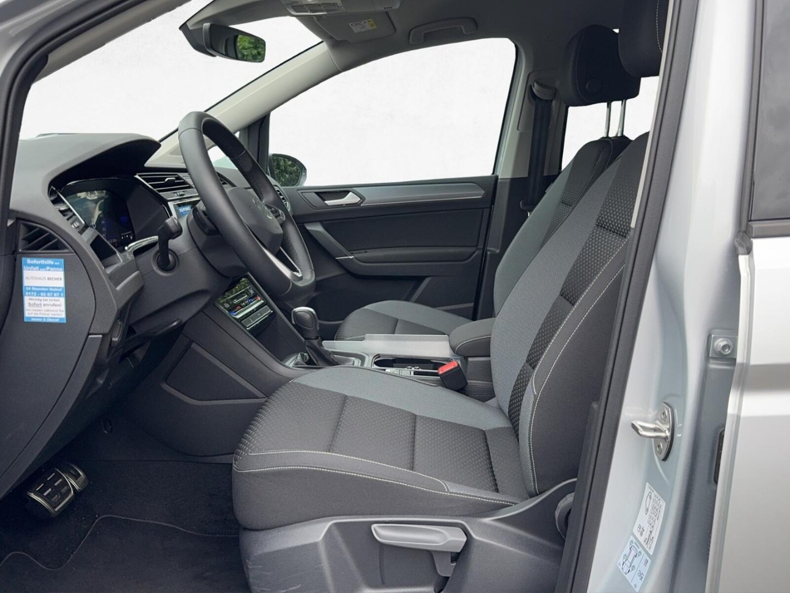 Volkswagen Touran – Bild 8
