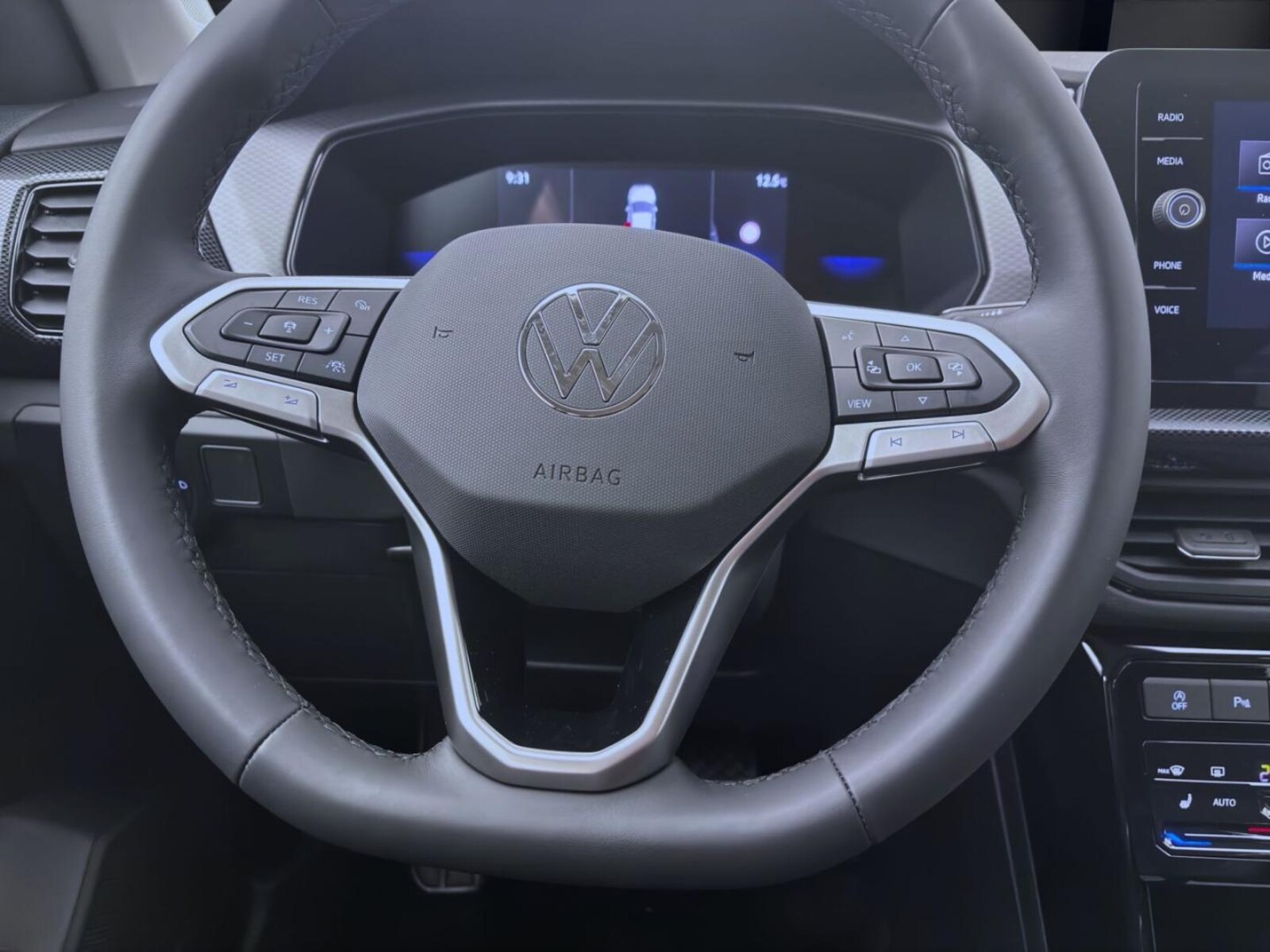 Volkswagen T-Cross – Bild 12