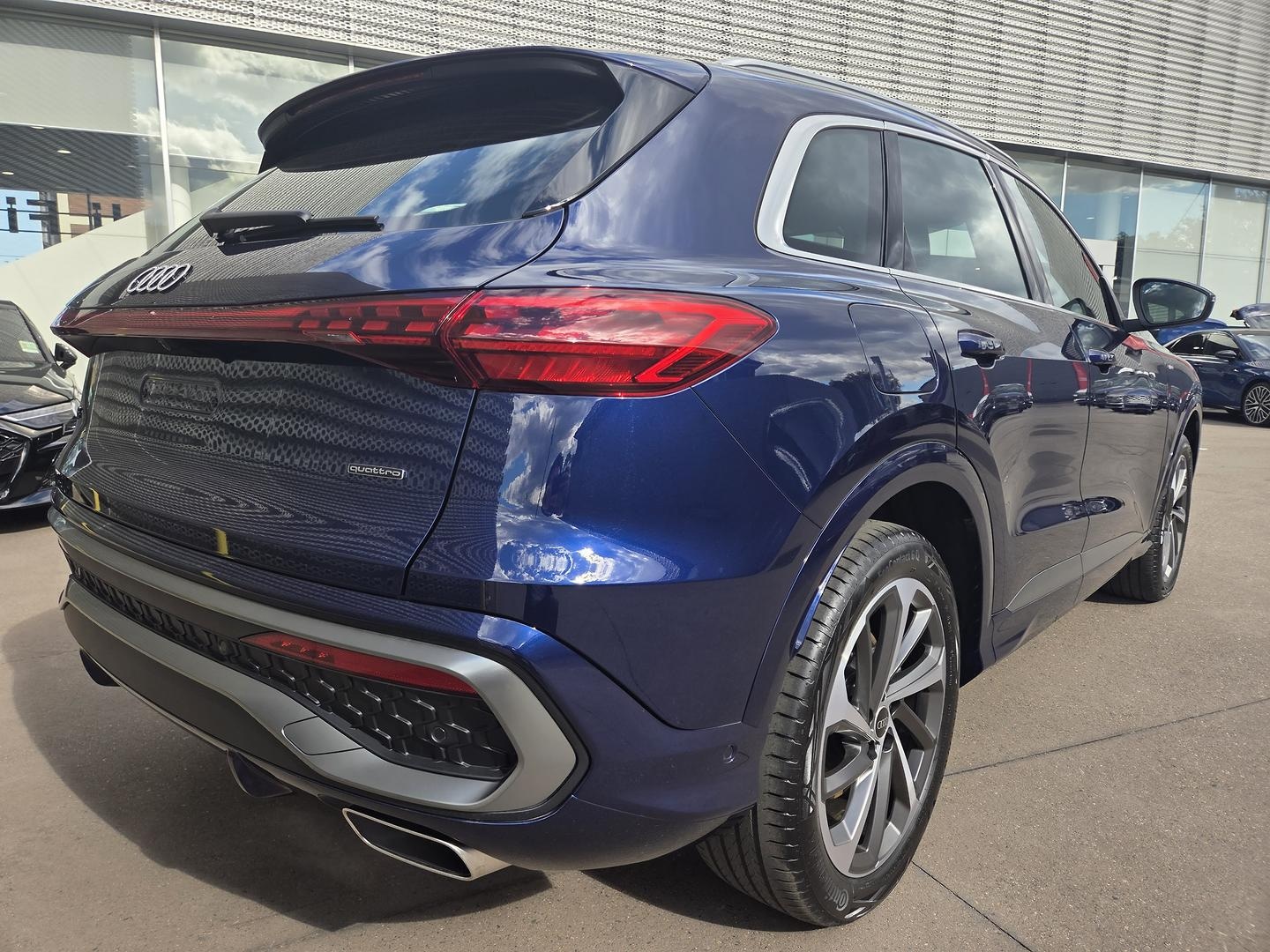 Image about Audi Q5 SUV TFSI quattro 200 kW sport