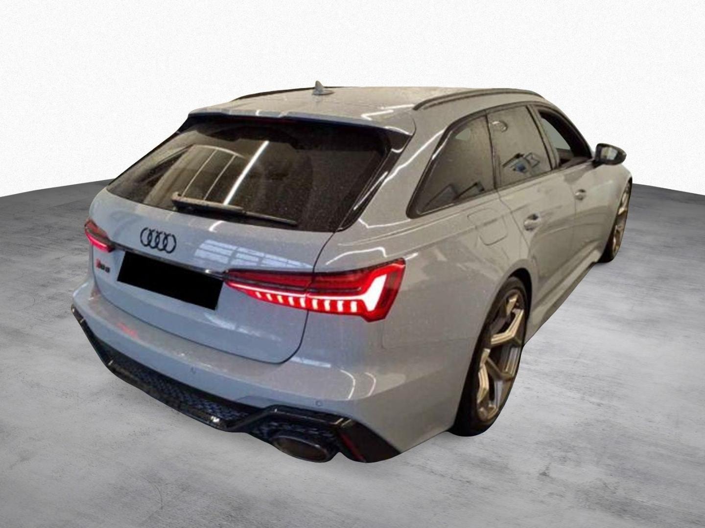 Bild über Audi RS 6 Avant performance quattro tiptronic - für weitere Informationen kontaktieren Sie den Audi Partner