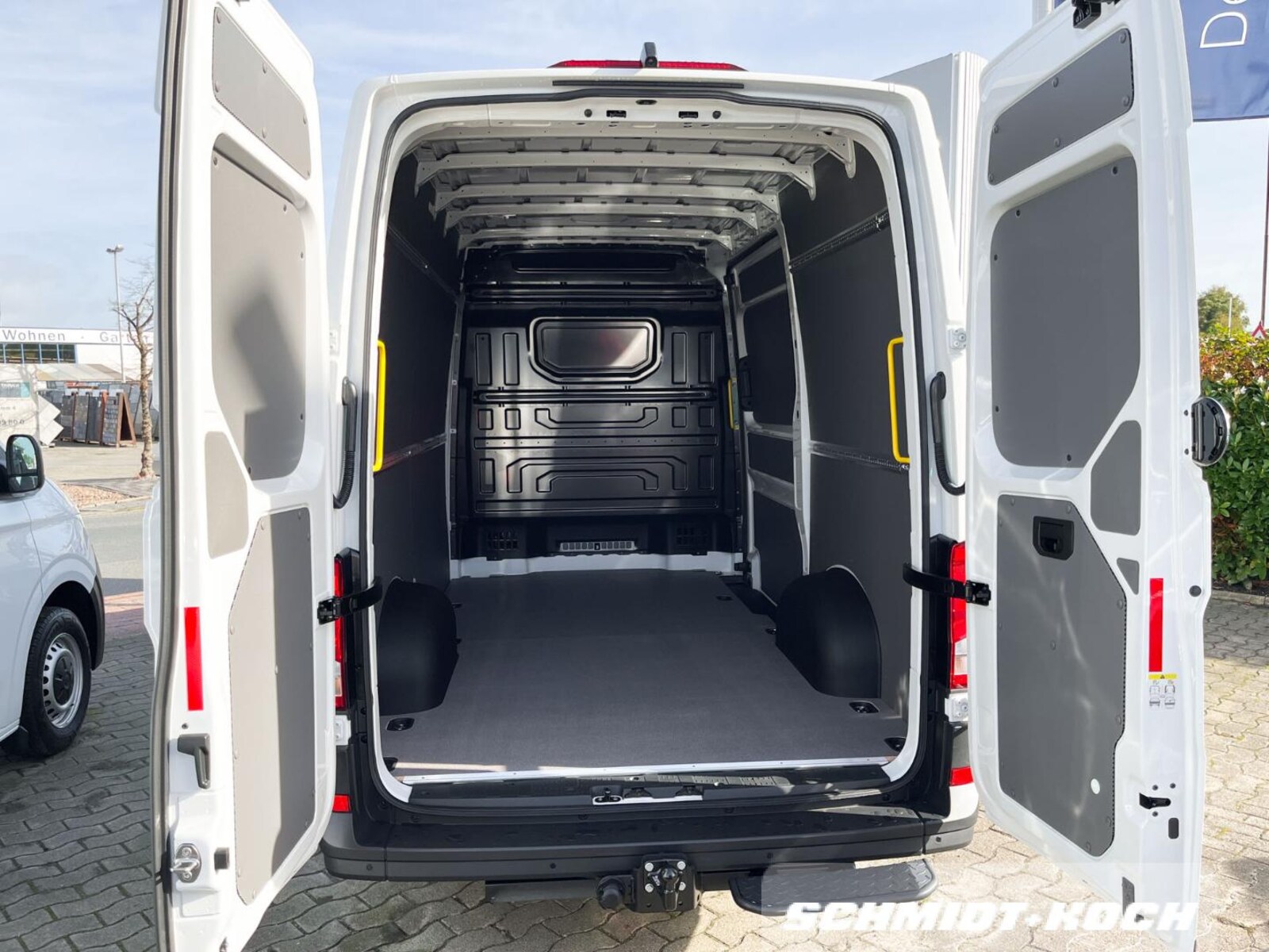 Volkswagen Crafter Kasten mittlerer Radstand – Bild 11
