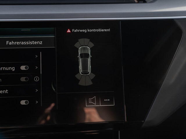 Image about Audi Q8 e-tron advanced 55 e-tron quattro