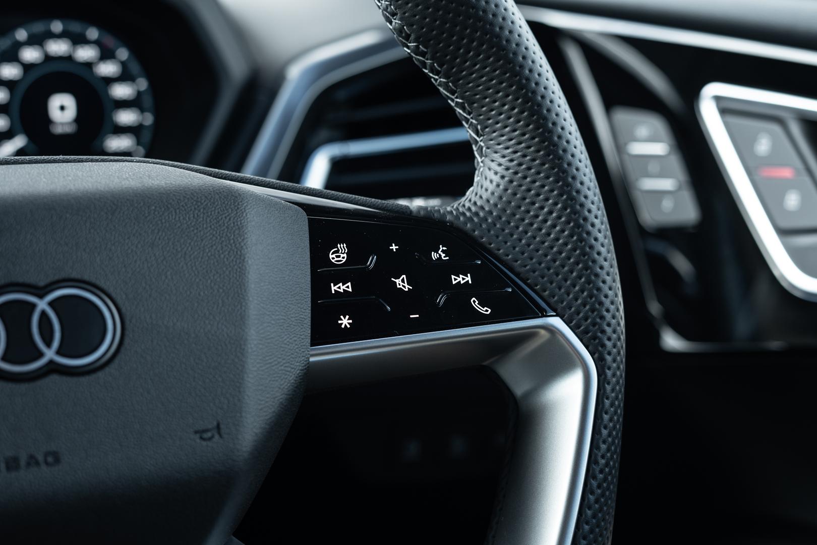 Image about Audi Q4 e-tron 55 e-tron quattro kW