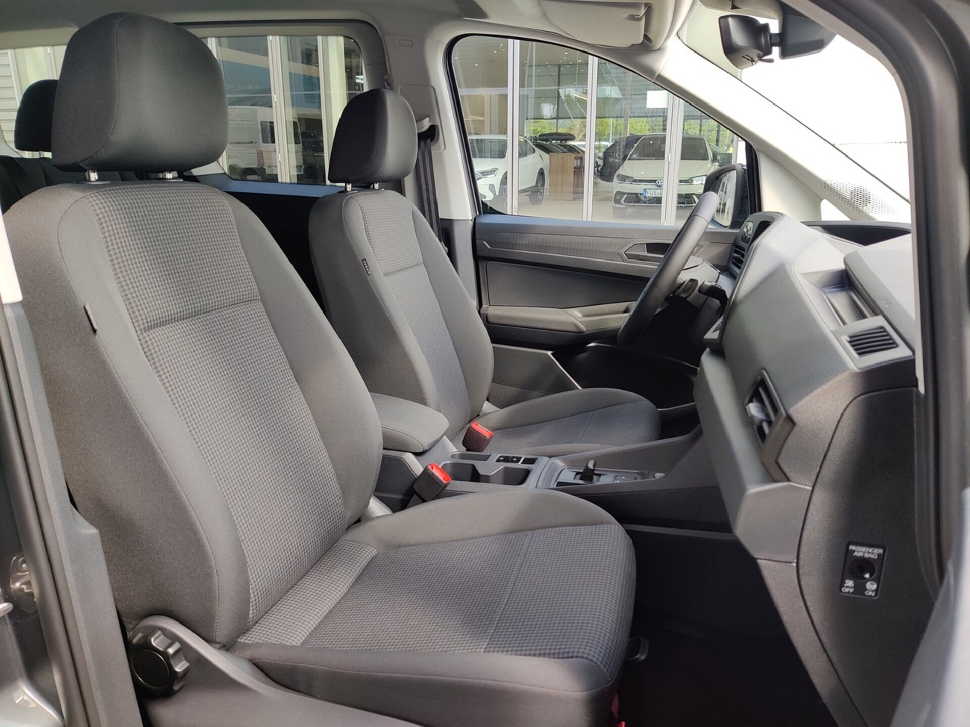 Volkswagen Caddy Basis-Modell