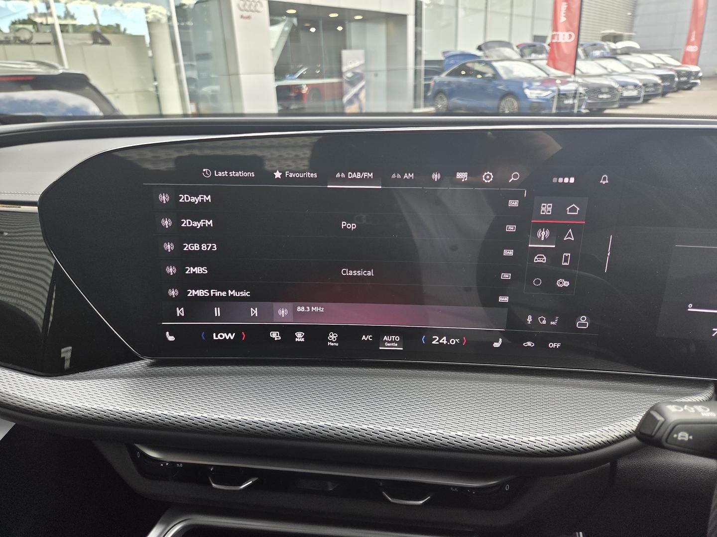 Image about Audi Q5 SUV TFSI quattro 200 kW sport
