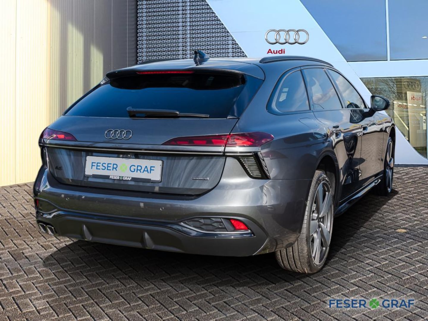 Bild über Audi A6 Avant TDI quattro 220 kW S tronic - für weitere Informationen kontaktieren Sie den Audi Partner