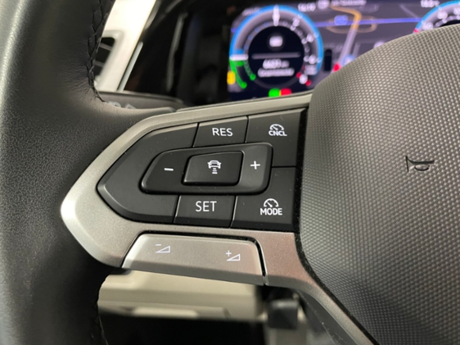 Volkswagen Multivan Langversion – Bild 15