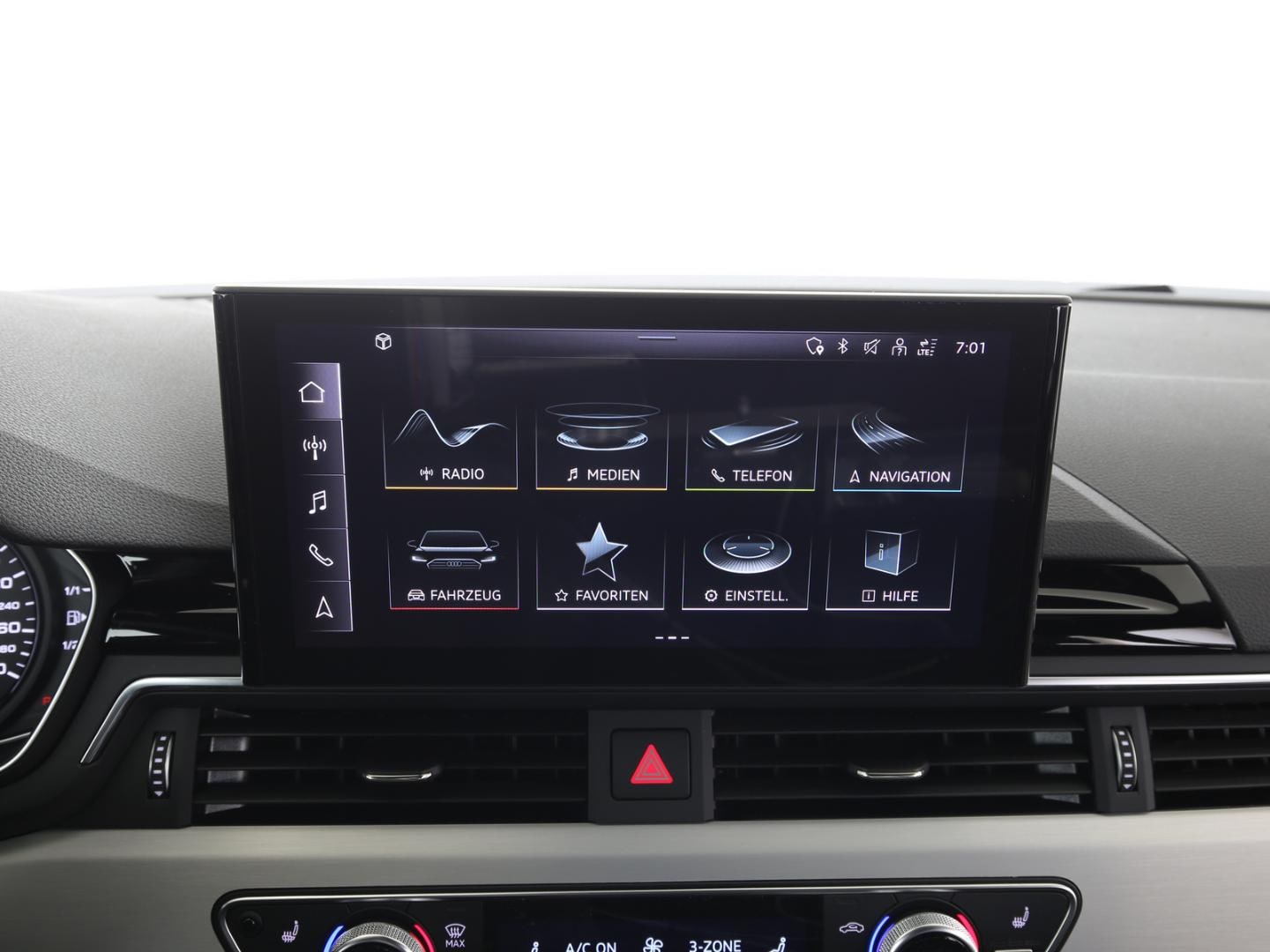 Bild über Audi A4 Limousine S line 45 TFSI quattro S tronic - für weitere Informationen kontaktieren Sie den Audi Partner