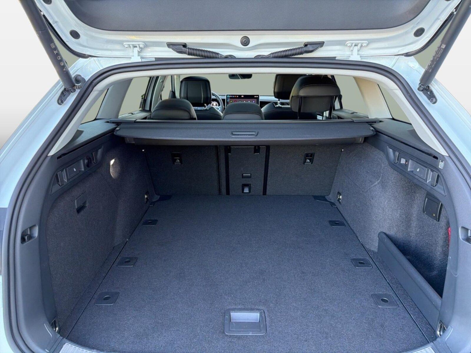 Volkswagen Passat – Bild 16