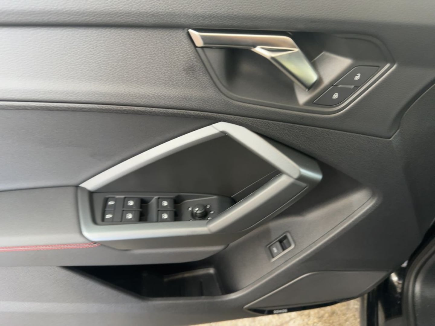 Bild über Audi Q3 Sportback TFSI quattro 140 kW S tronic - für weitere Informationen kontaktieren Sie den Audi Partner