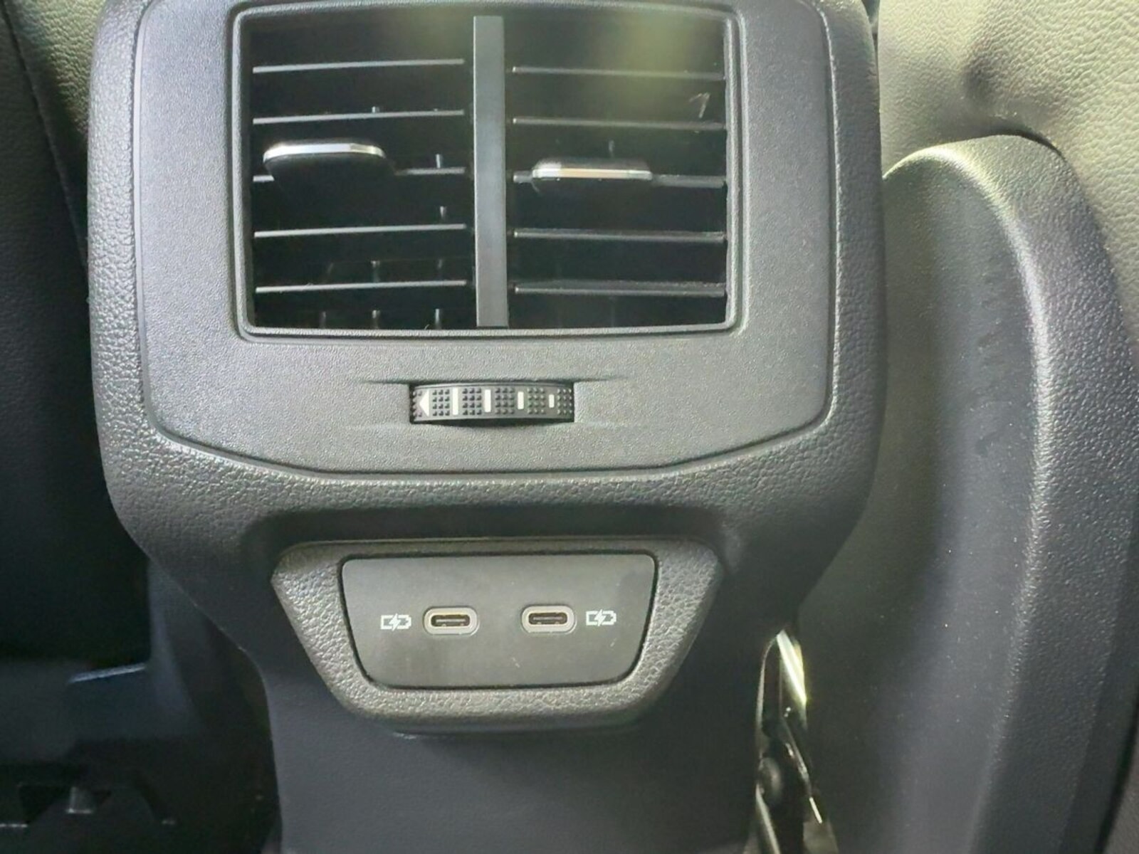 Volkswagen T-Roc – Bild 22