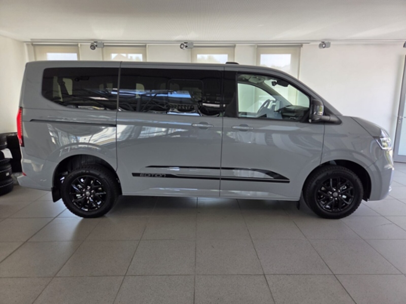 Volkswagen Caravelle – Bild 5