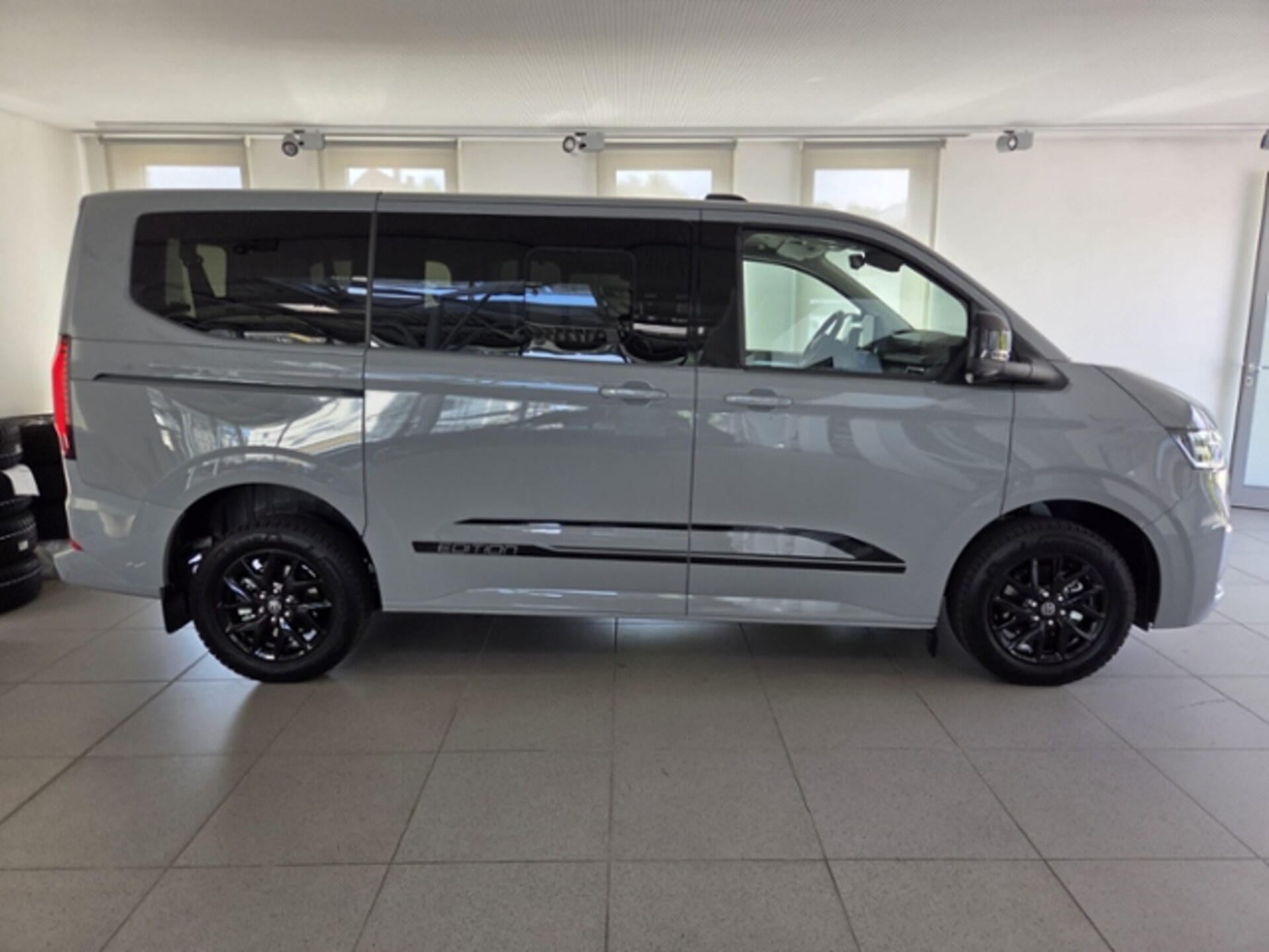 Volkswagen Caravelle Edition