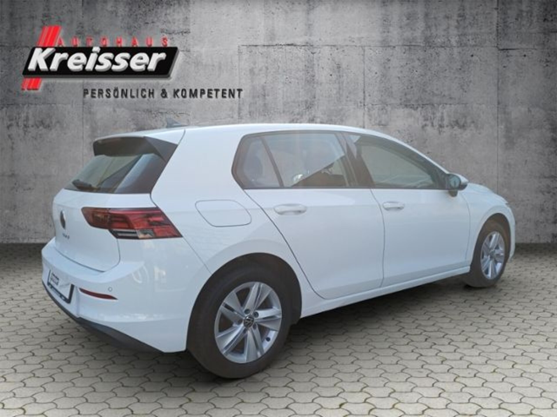 Volkswagen Golf Life