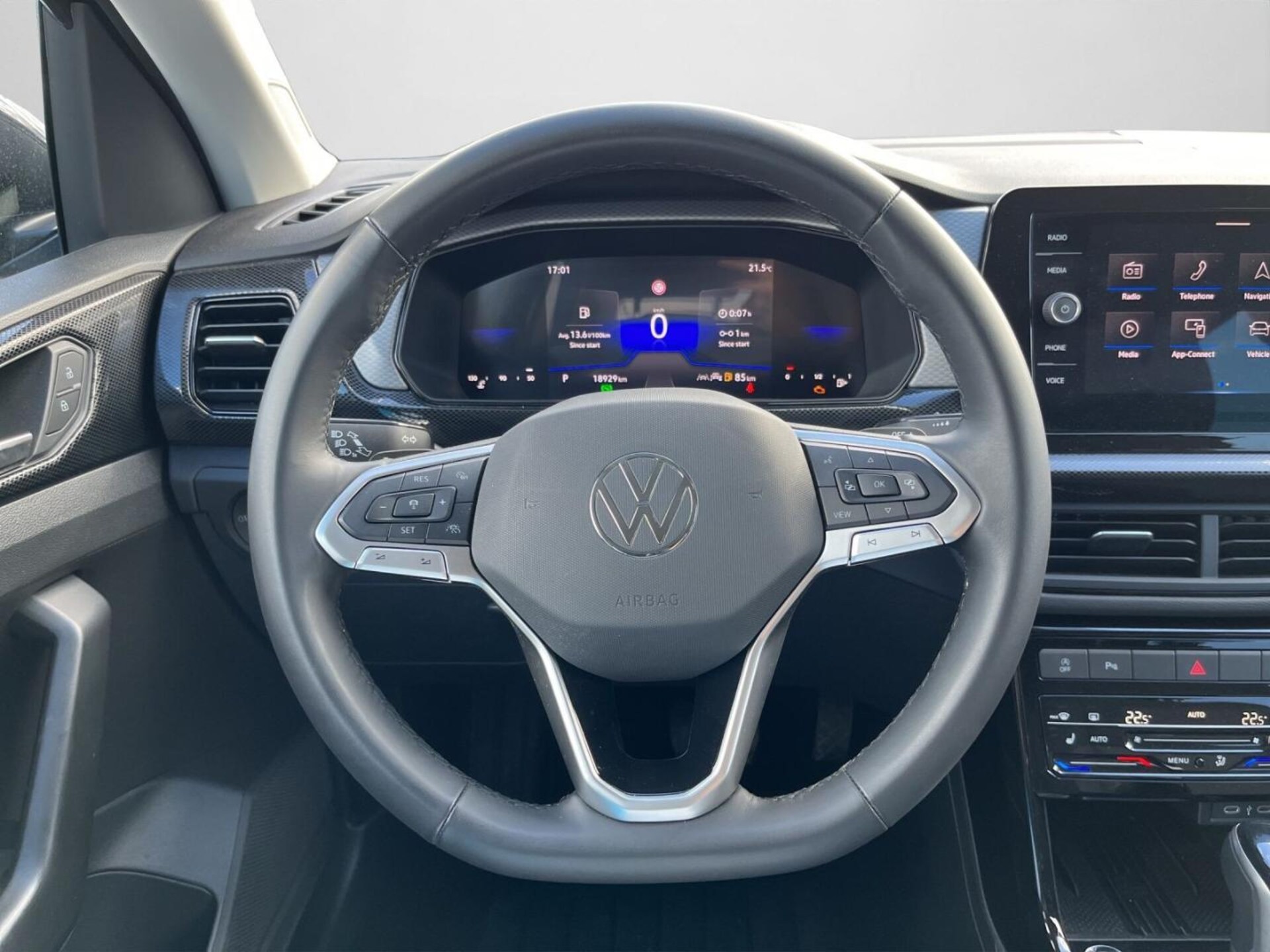 Volkswagen T-Cross Life