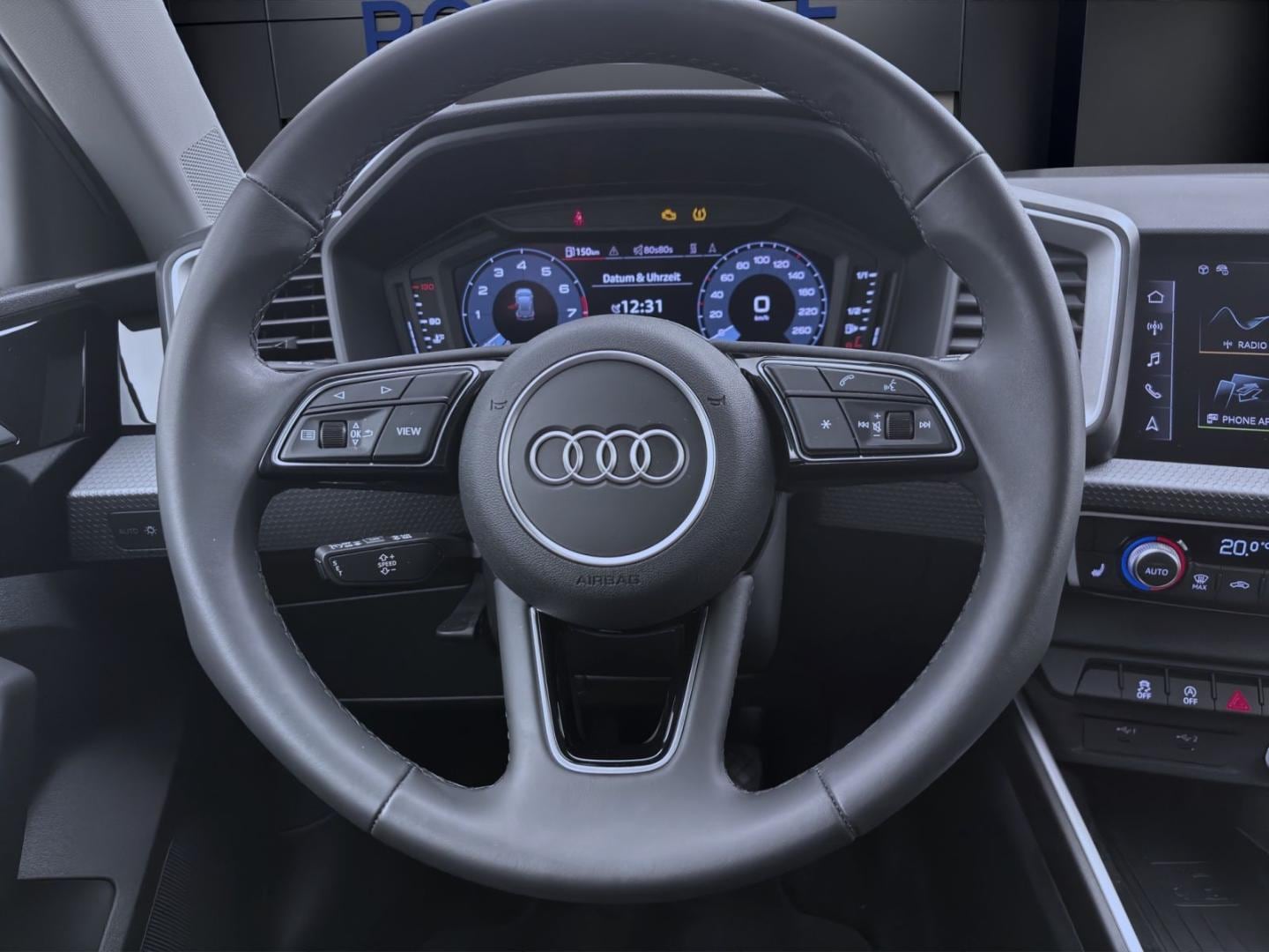 Bild über Audi A1 allstreet 30 TFSI Schaltgetriebe - für weitere Informationen kontaktieren Sie den Audi Partner