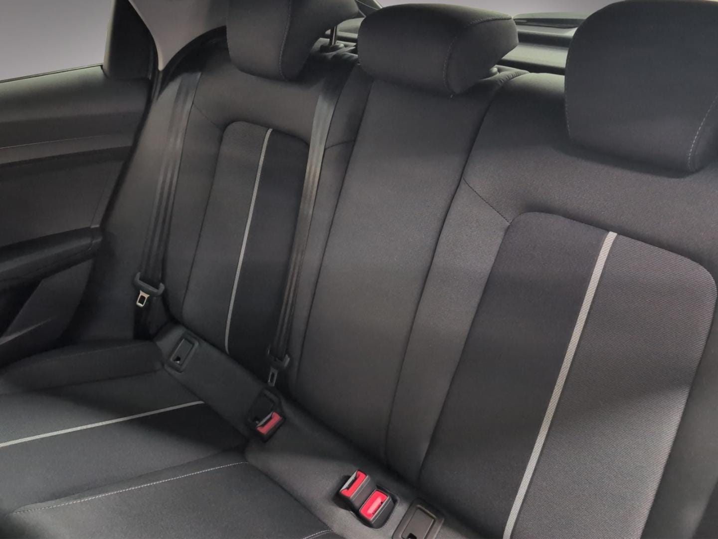 Bild über Audi A1 Sportback advanced 30 TFSI Schaltgetriebe - für weitere Informationen kontaktieren Sie den Audi Partner