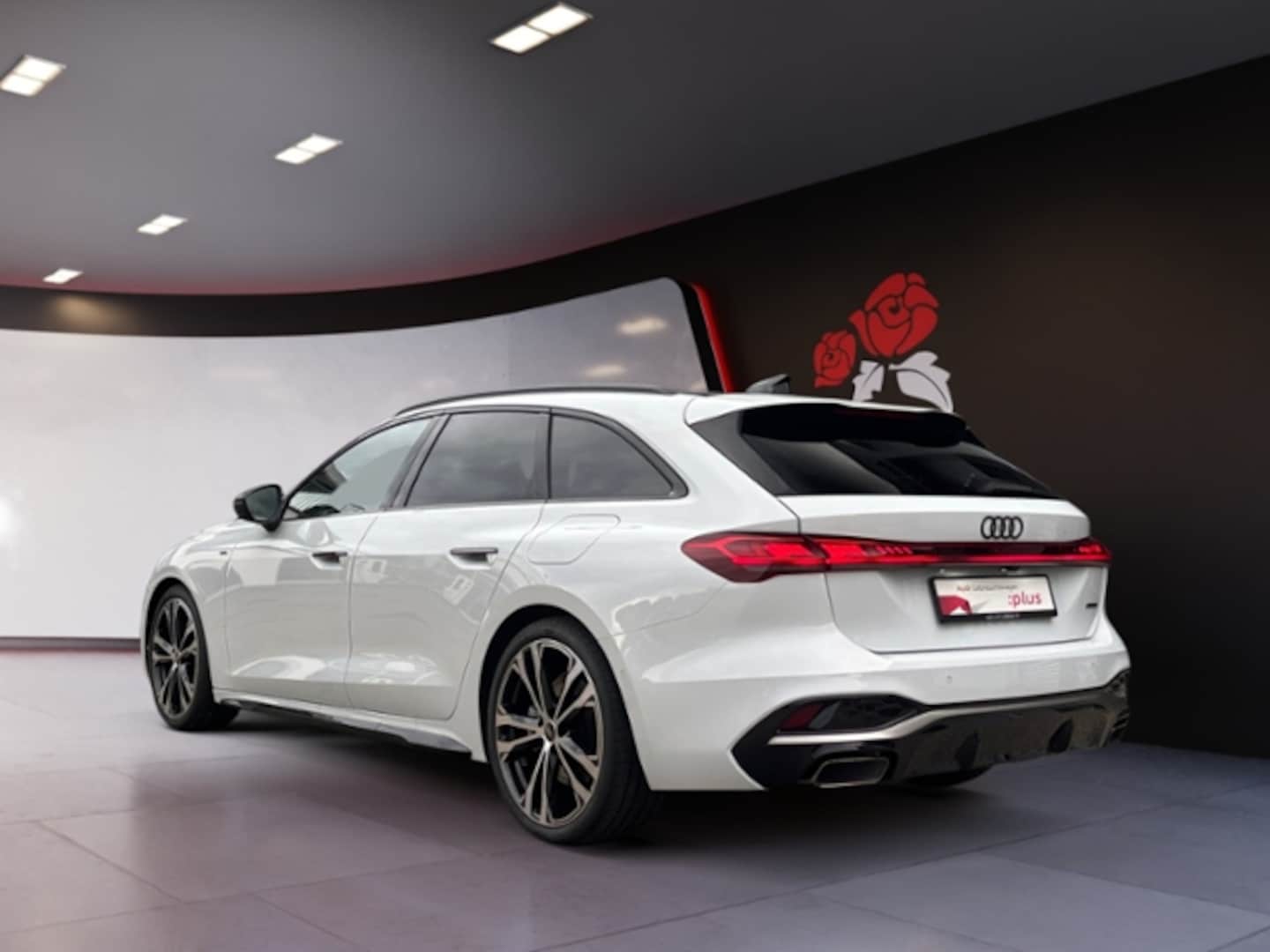 Bild über Audi A5 Avant e-hybrid e-hybrid quattro 220 kW S tronic - für weitere Informationen kontaktieren Sie den Audi Partner