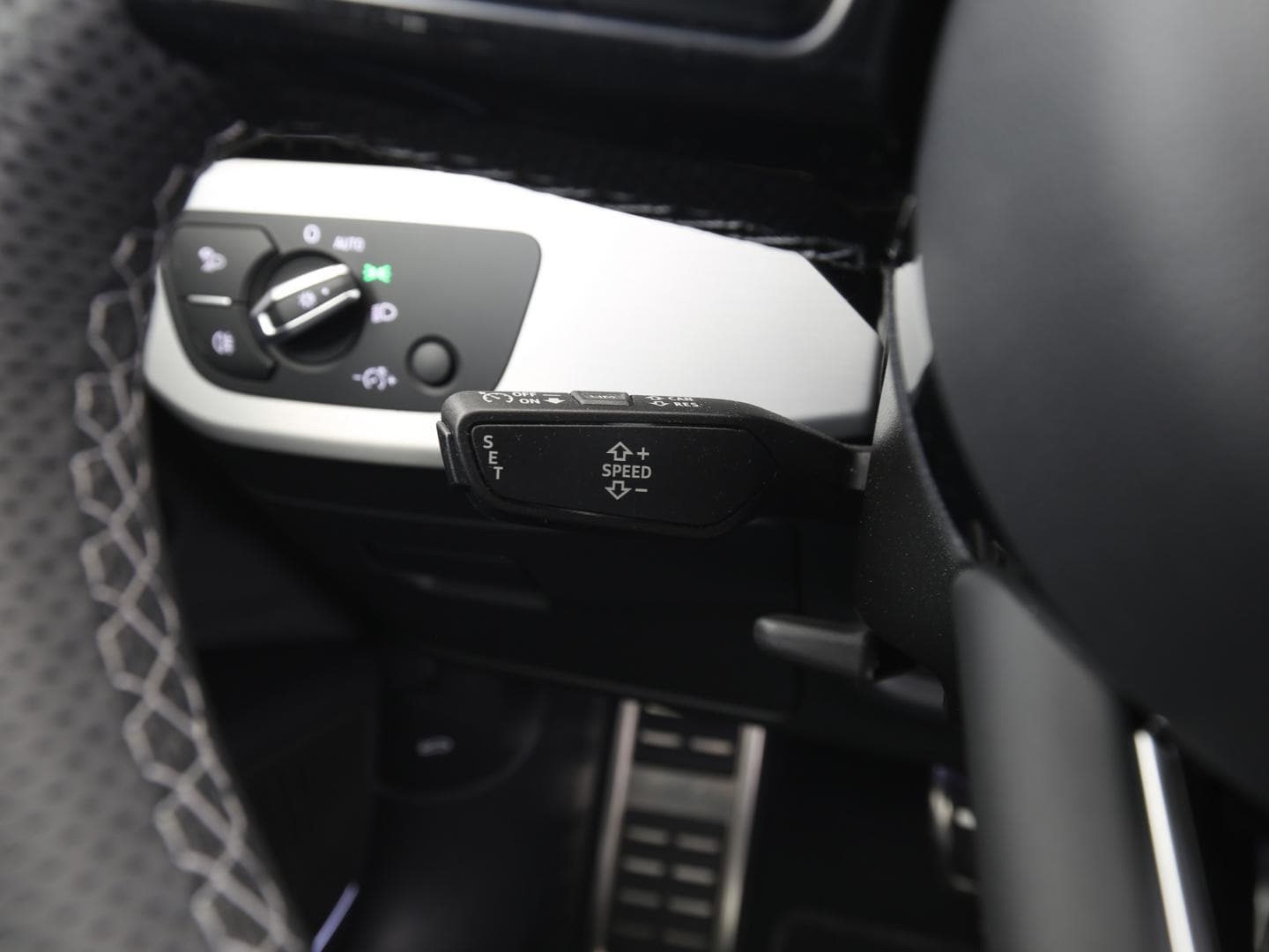 Bild über Audi A4 Limousine S line 45 TFSI quattro S tronic - für weitere Informationen kontaktieren Sie den Audi Partner