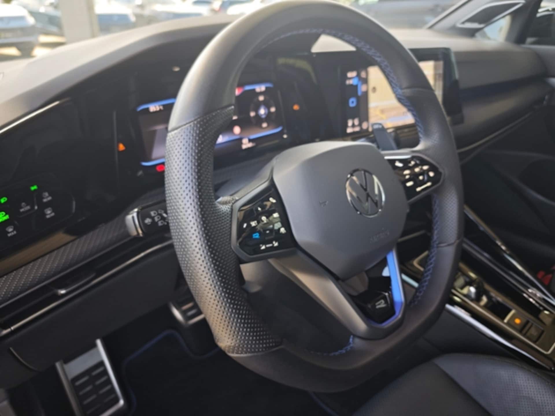 Volkswagen Golf Variant R