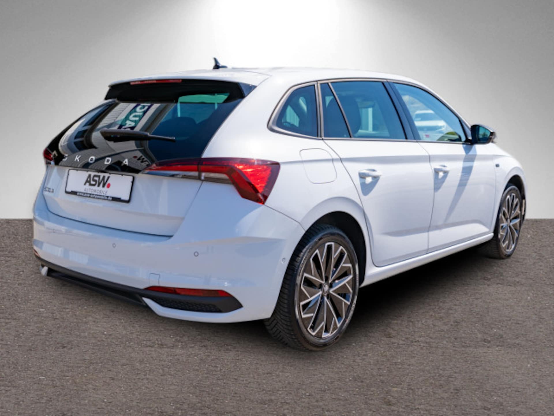 Skoda Scala Tour
